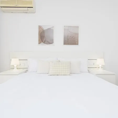 Amazing Carihuela View & Parking Apartment Torremolinos Exterior photo